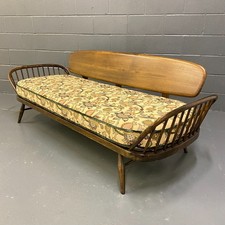 IMMACULATE Ercol 3 Seater