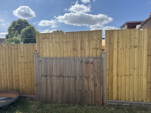 Fence panels 6ft x4ft - 6ft,