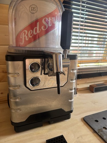 Beer blade machine - beer, nozzle