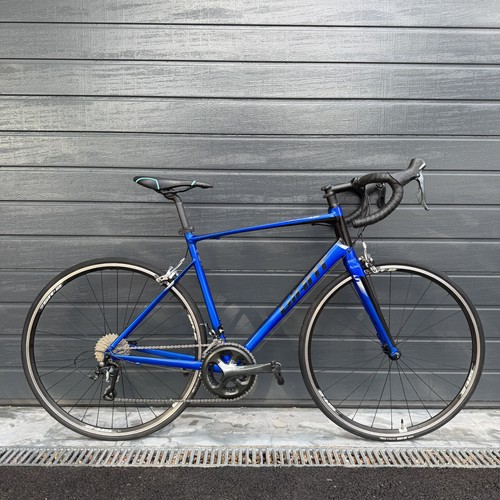 Giant defy road bike - defy,