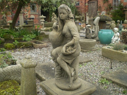 Stone garden lady with - garden, urn