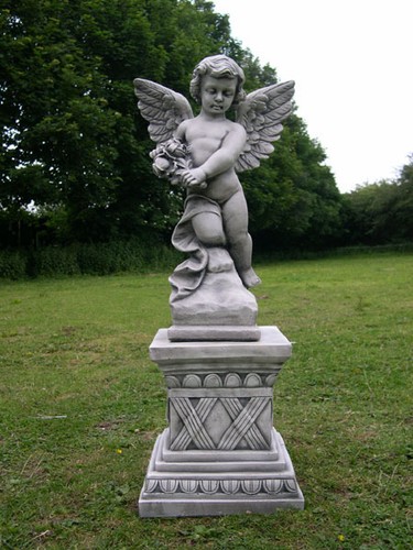 Superb angel statue plinth - superb, on