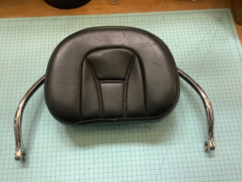 Used kuryakyn drivers backrest - kuryakyn,