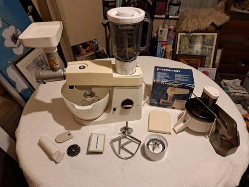 Vintage kenwood chef - (working),