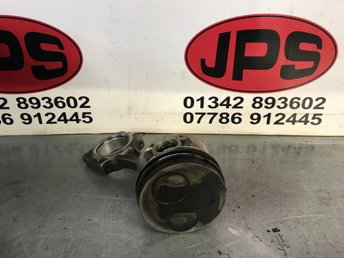 Piston with conrod kubota - with,