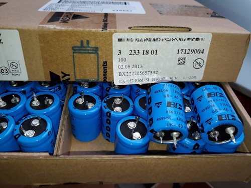 10pc new 3300uf - bc, vishay