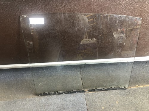 Morris minor 1000 door - morris,