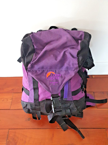 Lowe alpine vintage - snow, peak