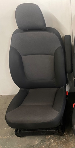 Renault trafic 24 front - 24,