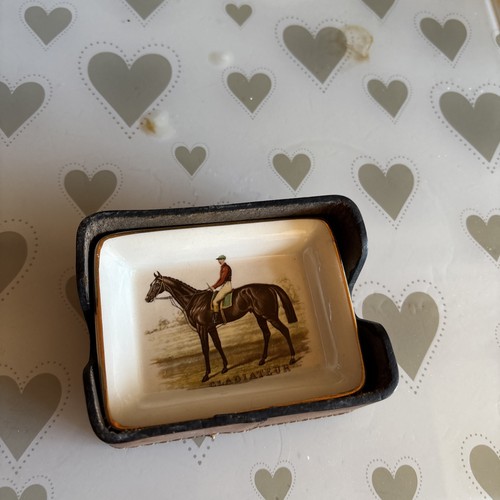 Sandland ware pin - 3, dish
