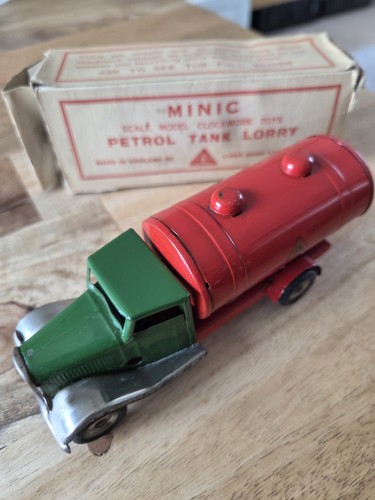 Triang minic clockwork petrol - minic,