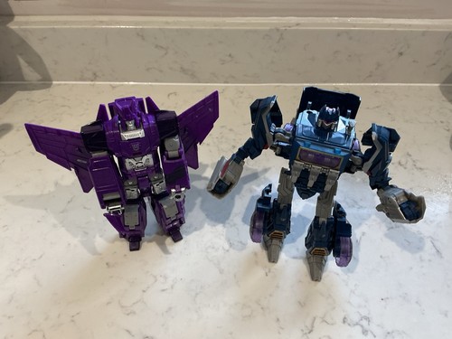 Transformer toy preowned - transformer,