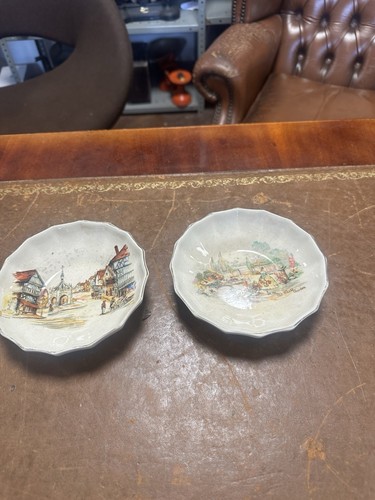Pair vintage sandland ware - vintage,