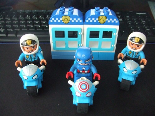 Lego duplo two police speed - two,