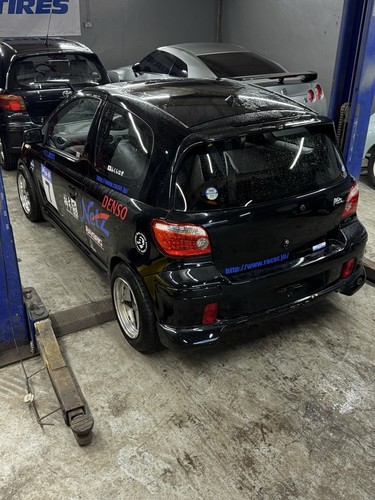 Toyota yaris sport - 1.5, t
