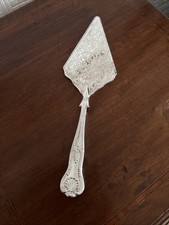 Lovely Vintage Grenadier Silver plated Kings Pattern Pie Slice