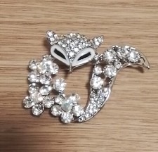 Beautiful  Crystal Fox Brooch