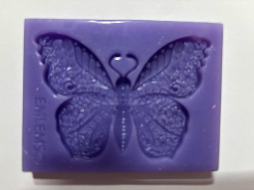 Small floral butterfly - small,
