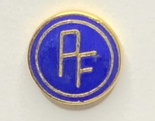 Vintage Small Gold Tone Blue Enamel Pin Badge Initialled PF On The Front. Y5 24