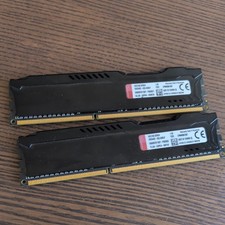 Kingston HX318C10FB/4 (2x4GB)