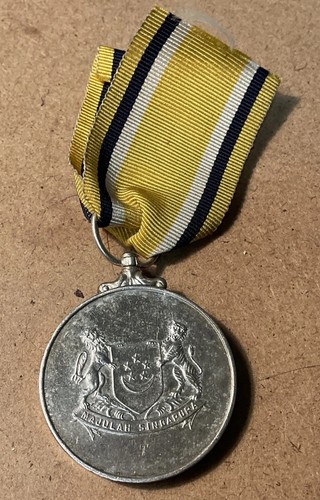 Pingat pertahanan the - pingat, defence