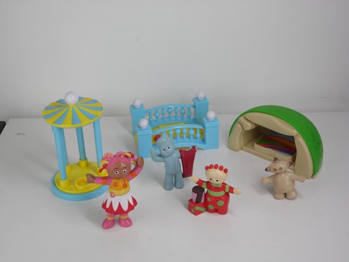 The night garden - garden, figure