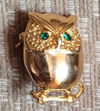 Vintage Gold Tone Owl Brooch