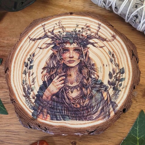 Elen the ways goddess - goddess, altar