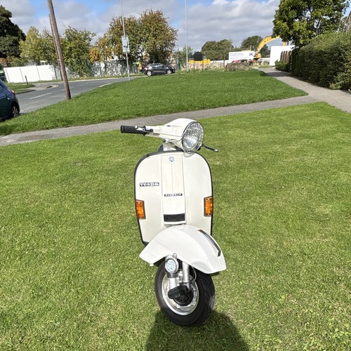Vespa 125 classic scooter - vespa,