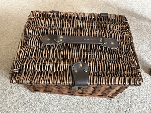 Wicker picnic basket hamper - wicker,