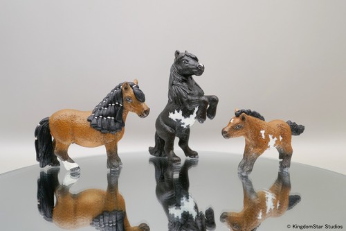 Schleich repaints pluto - repaints, ‘pluto’