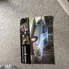 Toyota Crown 2600 De Luxe Saloon Brochure / Flyer 1973