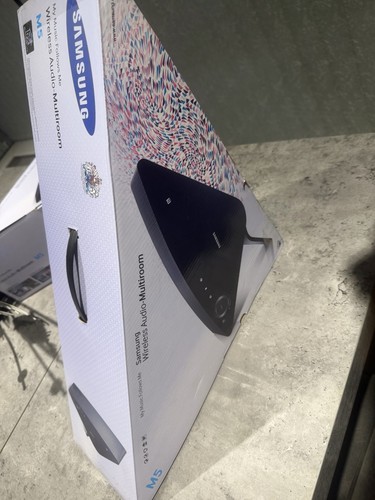 Samsung black wireless - samsung, m5