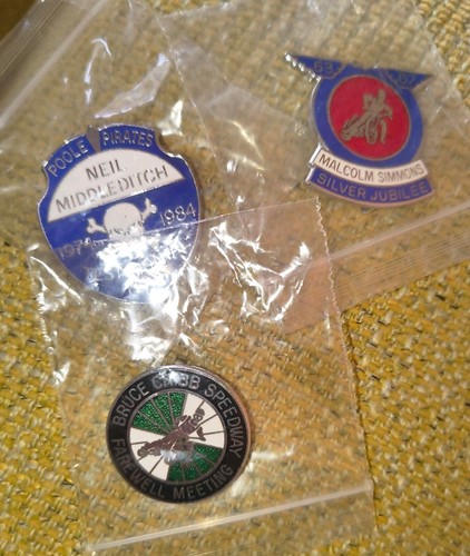 Poole pirates speedway badges - speedway,