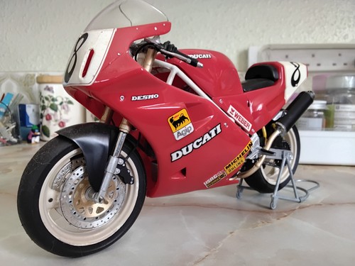 Motorcycle model kit - 1/9,