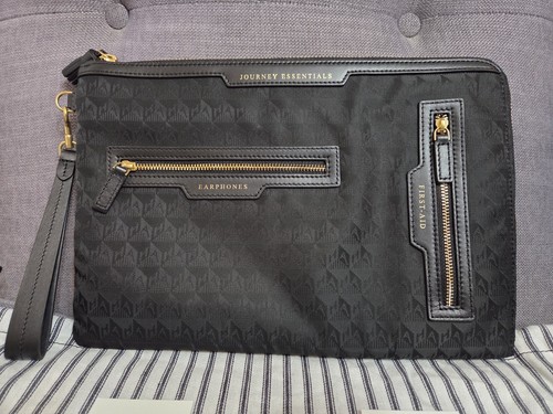 Anya hindmarch logo journey - hindmarch,