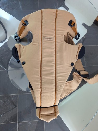 Baby bjorn baby sling carrier