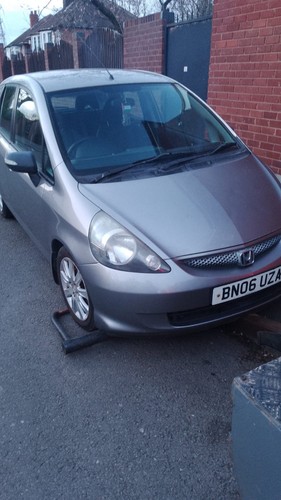 Honda jazz 2006 petrol flap - honda,