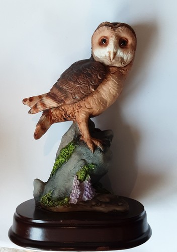 Small owl figurine the - small,