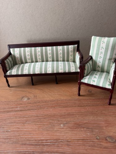 Vintage miniature dollhouse - miniature,