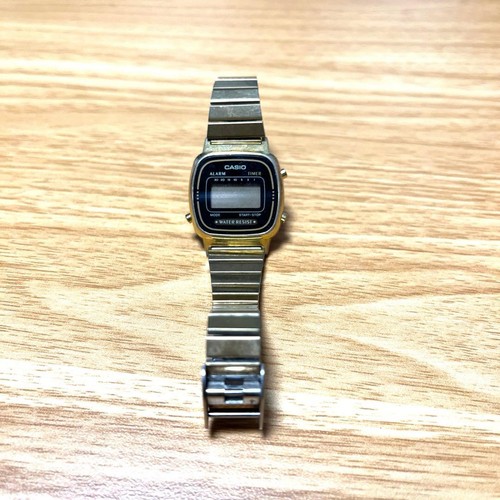 Casio la670w gold digital - la670w,