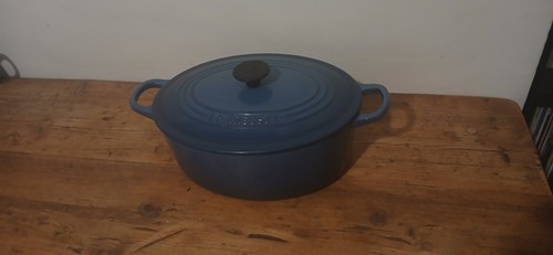 Creuset oval casserole dish - le,