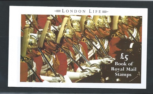Qeii 1990 dx11 london - gb, life
