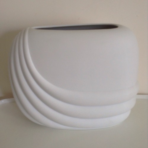 Vtg scarce uta feyl white - uta,