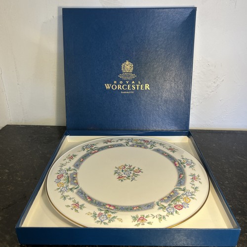 Royal worcester fine bone - royal,