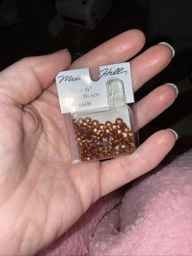 Mill hill size - 6, glass