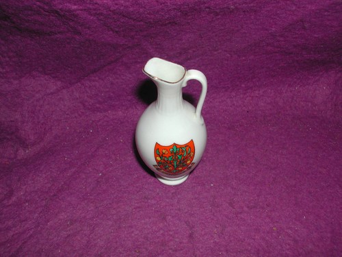 Goss crested china japan - crested,