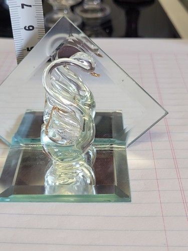 Glass swan mirrors - on,