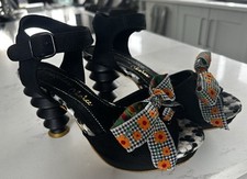 Unique Irregular Choice Black