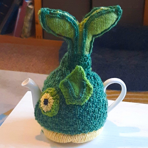 Handmade wool knitted tea cosy - wool,